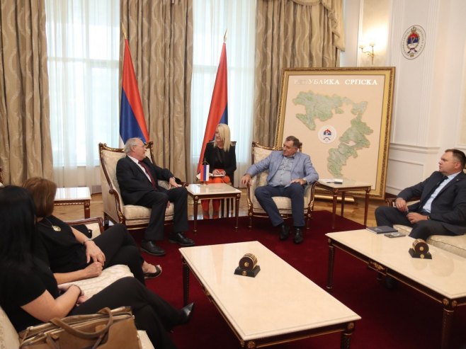 Dodik sa Zurofom: Holokaust u Drugom svjetskom ratu nikada ne smije biti zaboravljen (FOTO)