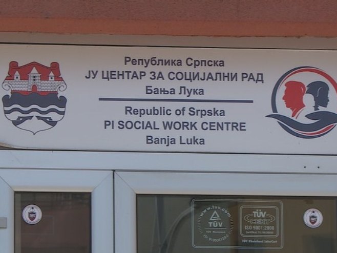 PRAKSA STARA 4,5 DECENIJE Izuzimanje djece samo kad je život ugrožen