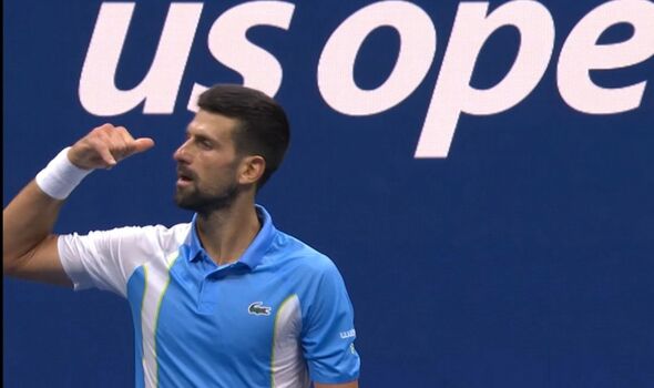 OTAC BEN ŠELTONA UDARIO NA ĐOKOVIĆA Sramni napadi na srpskog tenisera zbog načina proslave pobjede