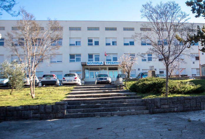 „DEŽURNI DOKTOR NIJE NI ČUO EKSPLOZIJU“ Direktor trebinjske bolnice pojasnio šta se desilo