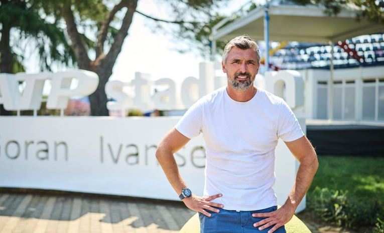 SKUPLJAČICA LOPTICA OPISALA ISKUSTVO S IVANIŠEVIĆEM "Uhvatila me panika, počeo je moliti da uzmem reket" (VIDEO)