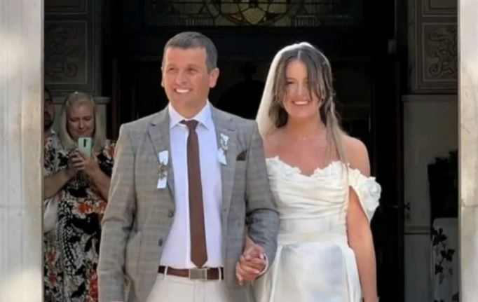 "MLADA KAO PRINCEZA" Nebojša Vukanović podijelio fotografiju prelijepe Zorane uz dirljiv opis (FOTO)