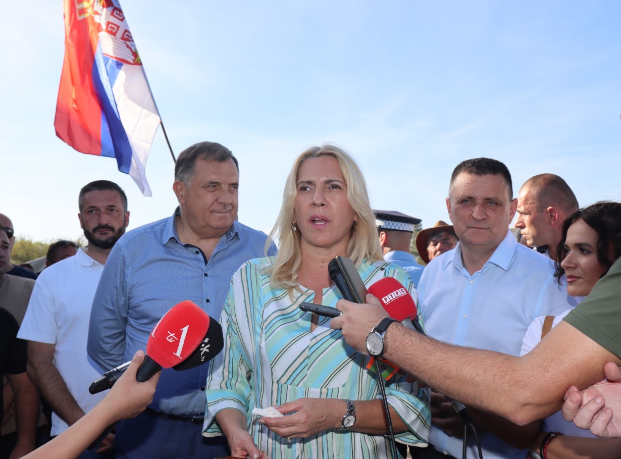 ŽELJKA CVIJANOVIĆ NA DRUŽENJU U BANJALUCI Republika Srpska je svoja na svome, imovina je naša
