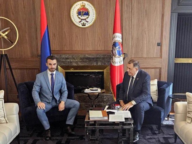 Dodik sa Davidovićem o položaju Srba u Bosanskom Petrovcu: Nastavićemo pomagati Srbe u Federaciji BiH (FOTO)