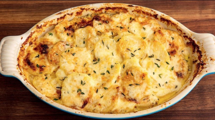 GRATINIRANI KROMPIR Nešto drugačiji i bogatiji prilog jelima