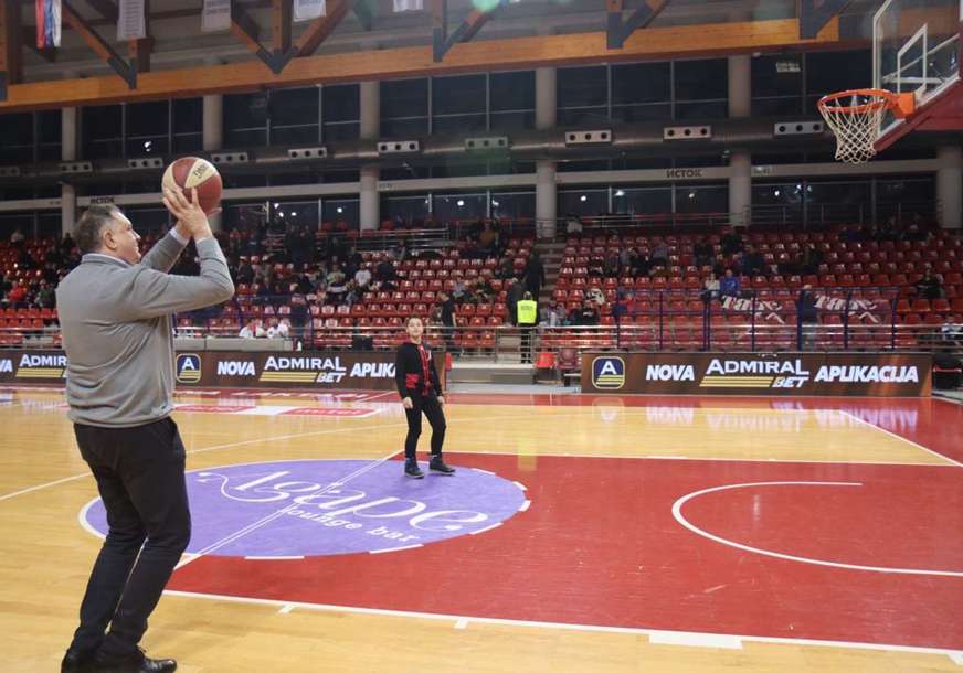 ŽELJNO IŠČEKUJE TURNIR Dodik iz predsjedničkih cipela "uskače" u patike i vraća se velikoj ljubavi