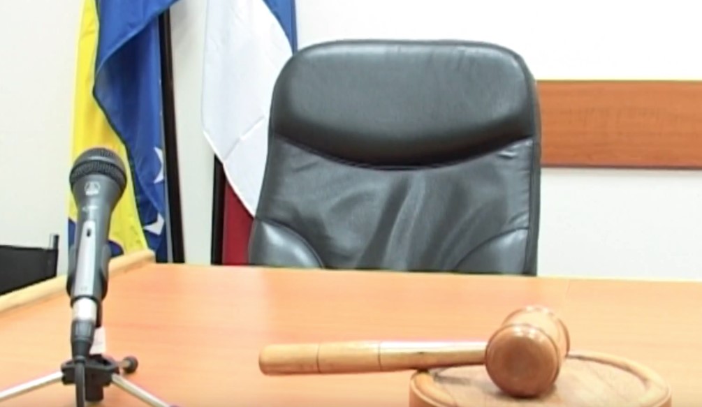 SKLOPIO DOGOVOR SA TUŽILAŠTVOM Umalo ubio dječaka (13) u lovu, a kaznu će služiti kod kuće