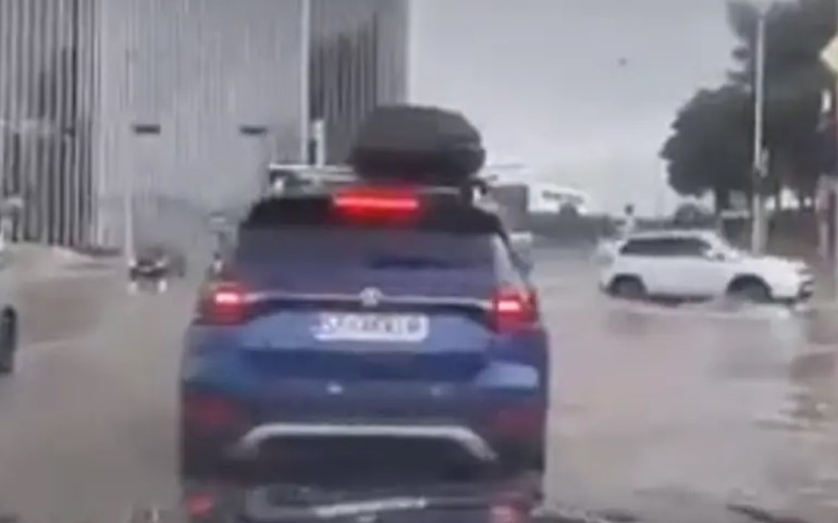 Nevrijeme u Hrvatskoj: Poplavljene ulice Splita