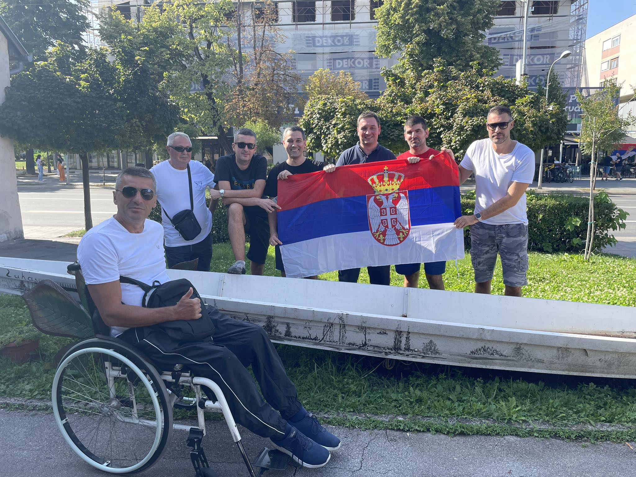 TROBOJKA, OSMIJEH I VJERA Banjalučani vatreni navijači (FOTO)
