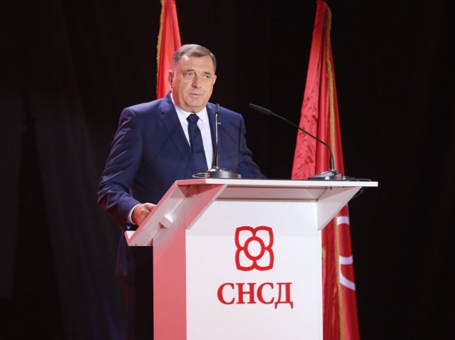 Dodik reizabran za predsjednika SNSD-a: Imovina i stabilne republičke institucije nisu upitne (FOTO)