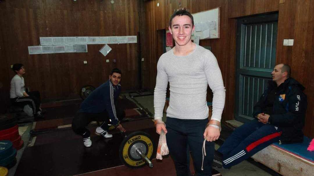 KONJIC ZAVIJEN U CRNO Preminuo mladi sportista Nermin (27)