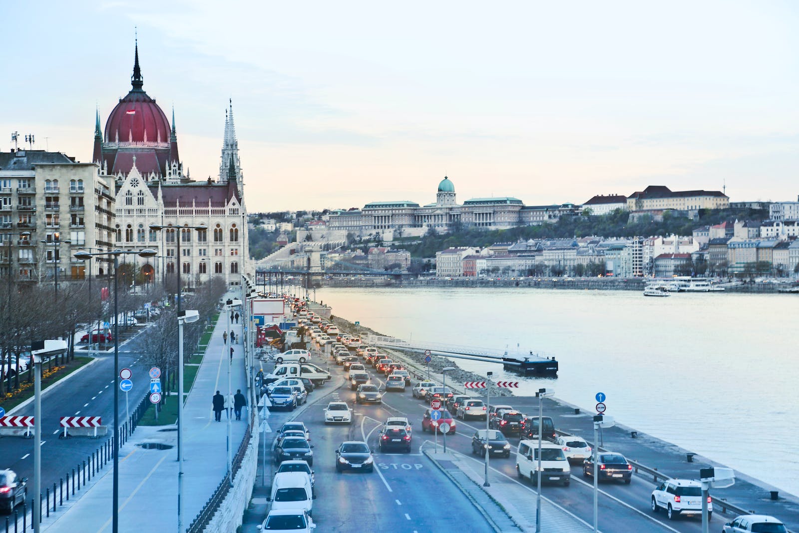 OD DANAS Mađarska zabranjuje uvoz 24 ukrajinska poljoprivredna proizvoda