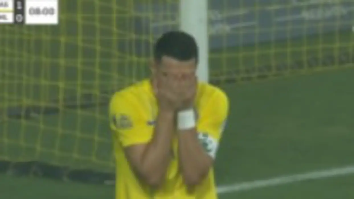 DA LI JE OVO MOGUĆE? Ronaldo s dva metra promašio prazan gol (VIDEO)