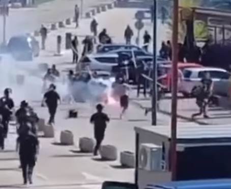 Objavljen snimak tuče navijača Sarajeva i "Želje" na Koševu (VIDEO)