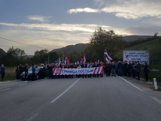 BRANIMO USTAV I IMOVINU SRPSKE Podrška institucijama Srpske iz Јezera na skupu "Granica postoji"
