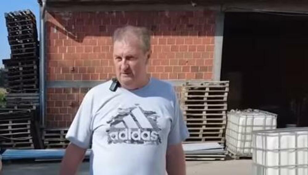 LJUBOMIR IZ BIJELJINE SAD ŽIVI U DVORCU, A KRENUO OD JEDNE KRAVE U garaži 4 limuzine, samo mu štala vrijedi pola miliona evra! (VIDEO)