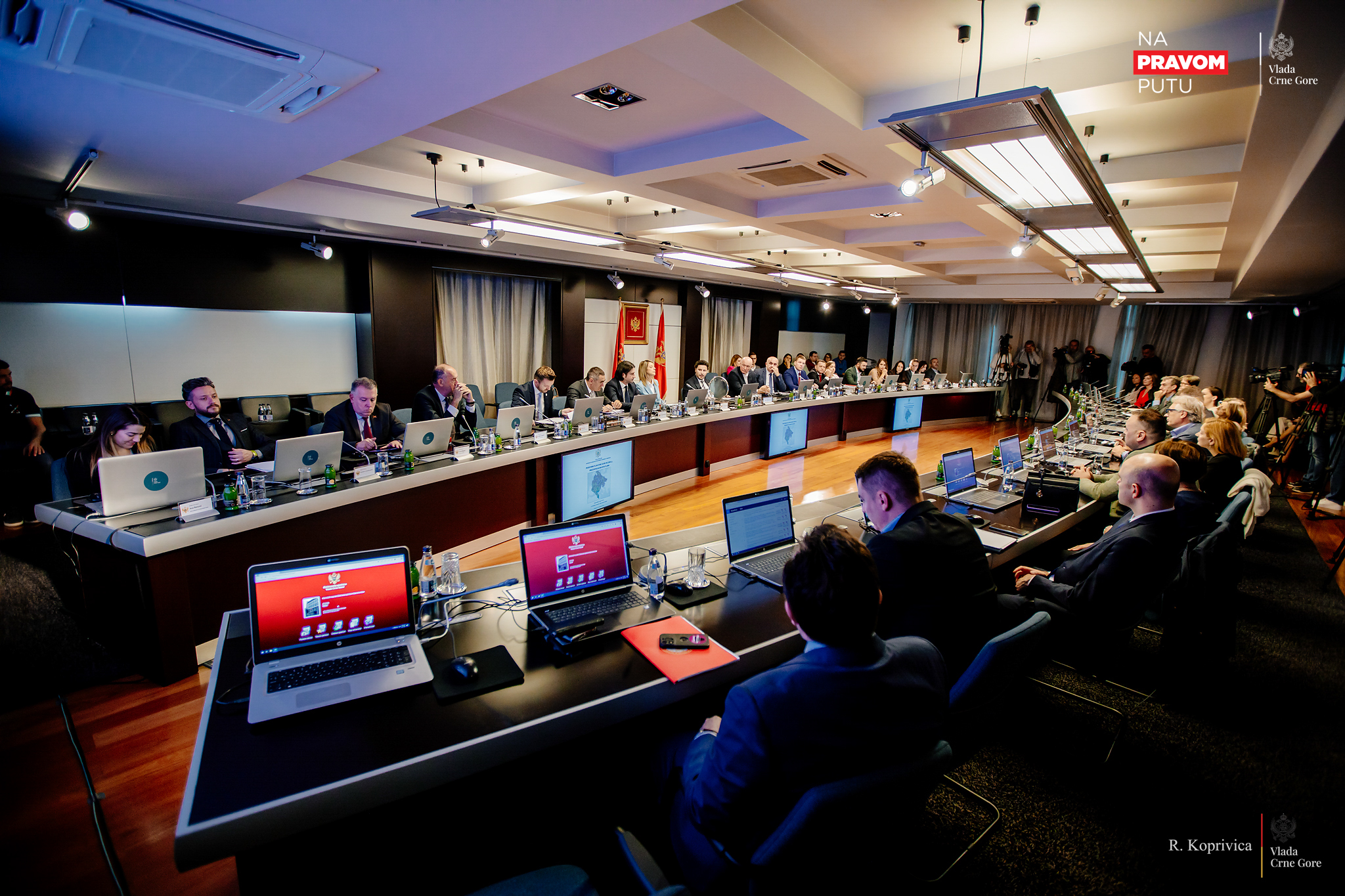 PREDLOŽENA DVA AMANDMANA Vlada Crne Gore uputila prijedloge za izmjenu na rezoluciju o Srebrenici