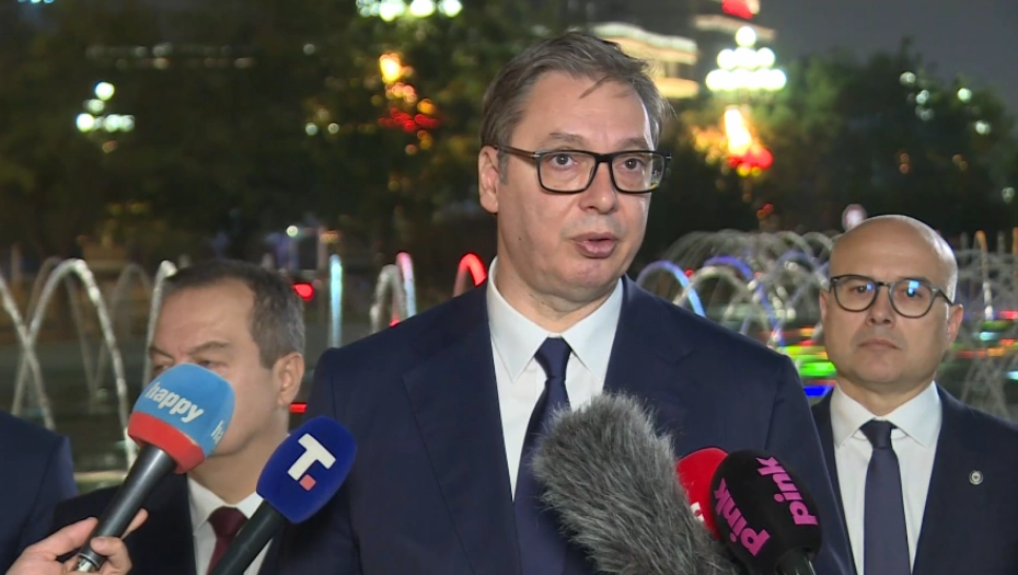 "PUTIN PUCA OD SAMOPOUZDANJA" Vučić i ruski predsjednik u Pekingu: Kratko smo razgovarali