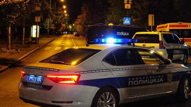 NESREĆA KOD ŠAPCA Djevojčica (11) ispala iz kombija kojim je putovala u školu