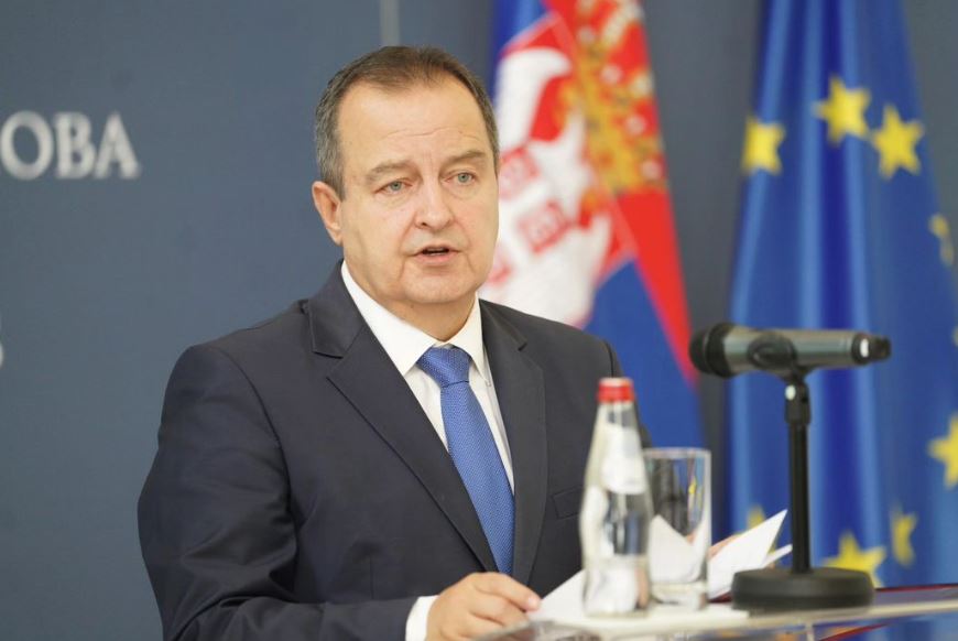 "VEHABIJSKI POKRET POSTOJI NIZ DECENIJA I SMATRA SE EKSTREMNIM" Dačić: Policija prati oko 100 potencijalno opasnih vehabija