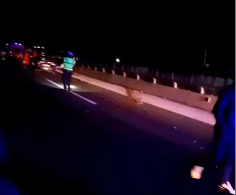 STRAVIČNA NESREĆA KOD KAKNJA U sudaru četiri vozila više osoba teško povrijeđeno (VIDEO)