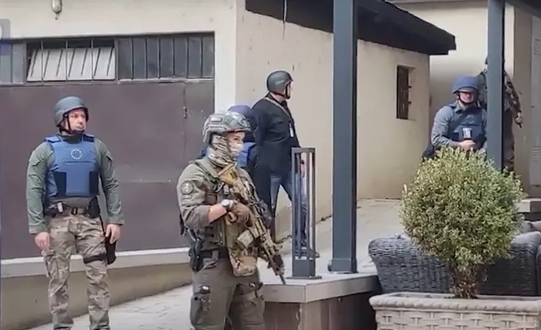 TUŽILAŠTVO SPECIJALNOG SUDA Srbima uhapšenim na Kosovu i Metohiji još dva mjeseca pritvora