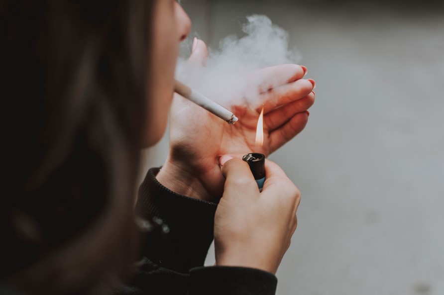 ALARMANTNO ISTRAŽIVANJE BiH zemlja sa najvećim postotkom pušača: Četvrtina djece od 13 do 15 godina konzumira cigarete