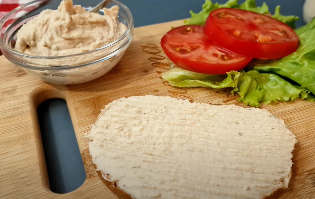 RECEPT ZA SRPSKU PILEĆU PAŠTETU Ovakvu ne možete da kupite u prodavnici - prste da poližete!