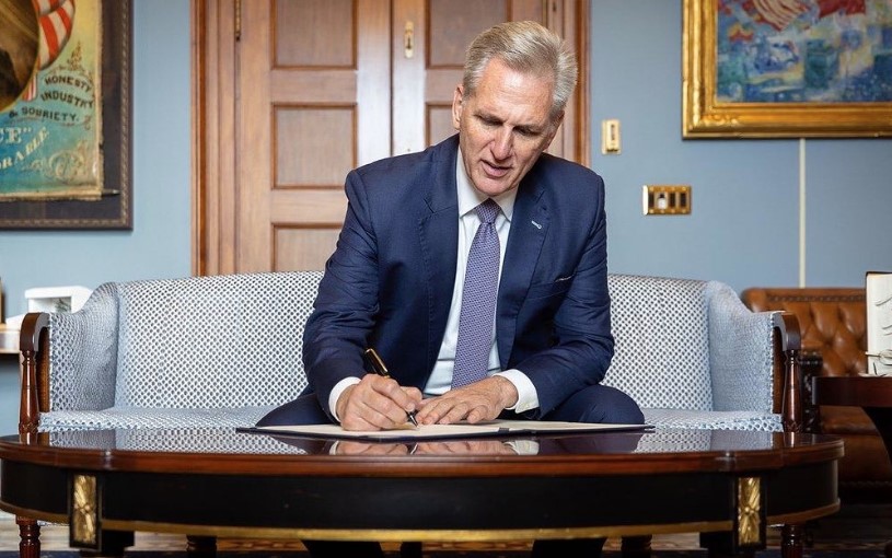 Prvi put u istoriji smijenjen predsjedavajući Predstavničkog doma američkog Kongresa