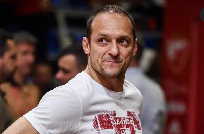 Proslavljeni košarkaš završio u bolnici - pretjerao sa treningom (FOTO)