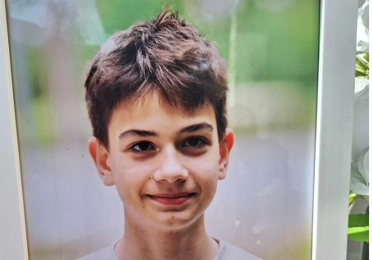 ANDREJ (13) ĆE DANAS BITI SAHRANJEN Motiv ubistva dječaka i dalje nepoznat, telefoni bi mogli da otkriju više detalja