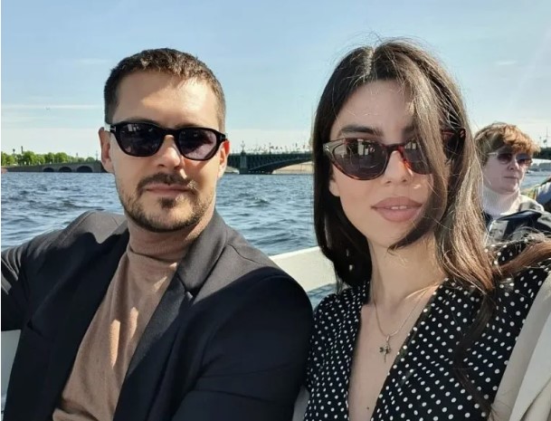 ISPLIVALA PRVA SLIKA BIKOVIĆEVE TRUDNE DEVOJKE Prelijepa Ivana blista u sedmom mjesecu (FOTO)
