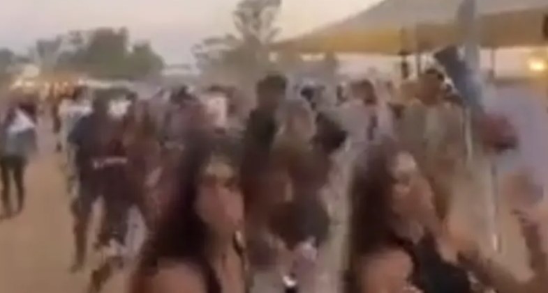 OBJAVLJEN DRAMATIČAN VIDEO Ljudi uživaju na festivalu - militanti Hamasa dolijeću