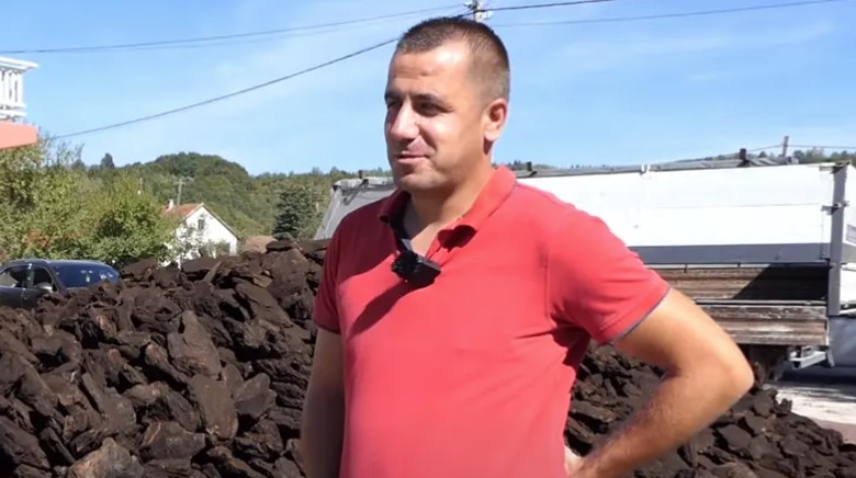 PRIČA KOJA JE POTRESLA BiH Žena ga zbog društvenih mreža ostavila sa dvoje djece