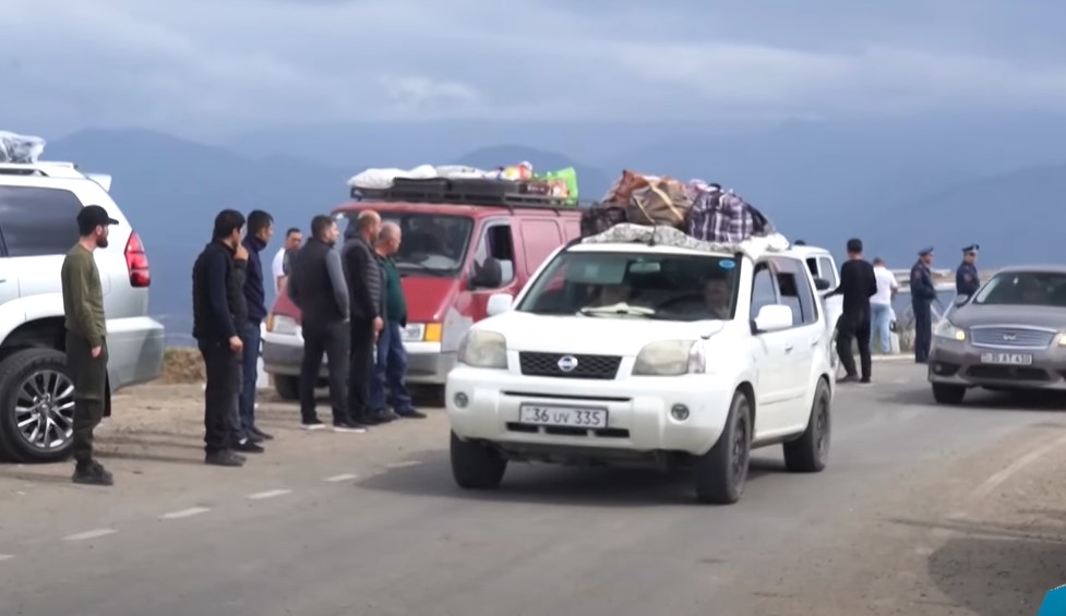 Posljednji autobus sa izbjeglicama napustio Nagorno-Karabah