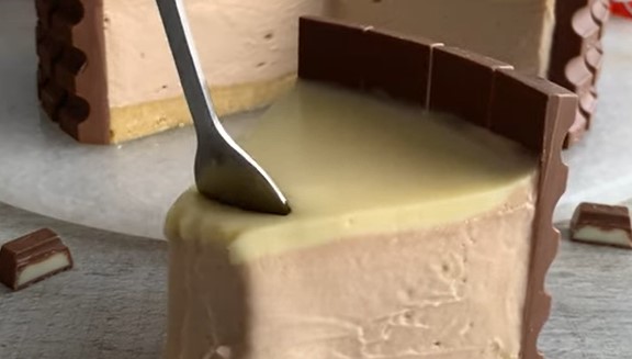 NAJBOLJI RECEPT ZA KINDER ČIZKEJK Top kombinacija dvije omiljene poslastice 