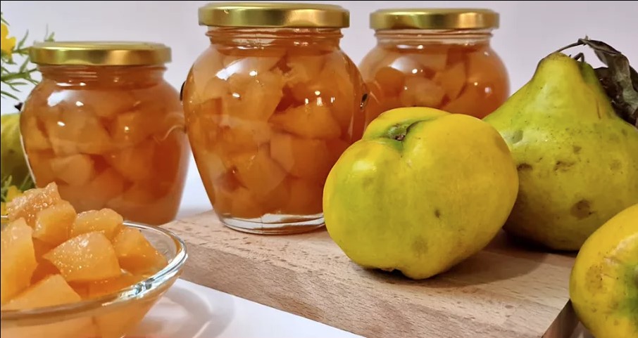 NAJBOLJI LIJEK JESENI Evo za šta sve je dobra dunja