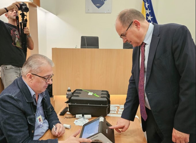 ŠMIT POSJETIO CIK Testirao opremu koja bi trebala unaprijediti izborni proces
