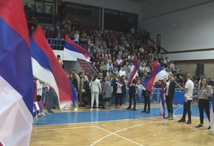 U TREBINJU VELIKI NARODNI MITING "BRANIMO SRPSKU" Podrška predsjedniku i institucijama Srpske (FOTO)