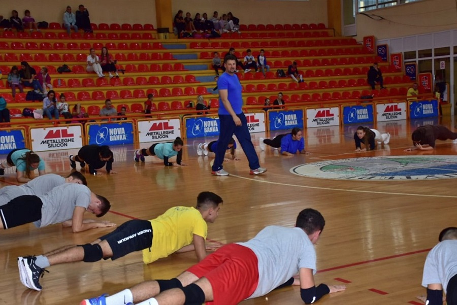 NEPROCJENJIVO ISKUSTVO! Vladimir Grbić održao trening za članove lokalnih klubova u Mrkonjić Gradu