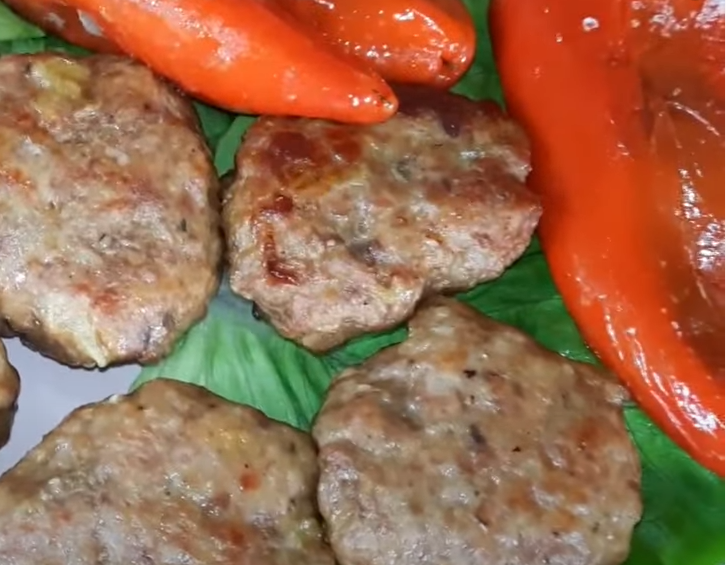 UKUSNIJE NEGO IKAD Faširane šnicle u par poteza