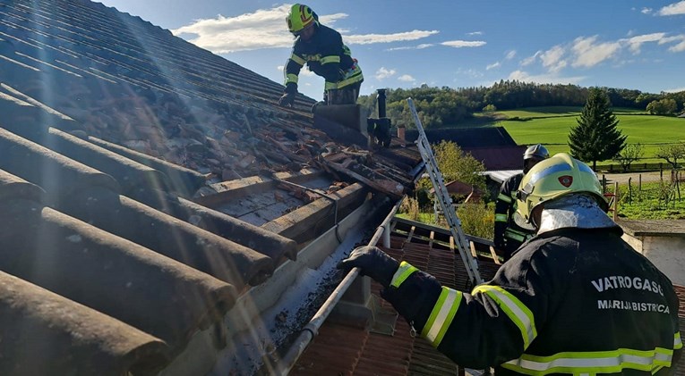 Strašno nevrijeme poharalo Hrvatsku: Jak vjetar obarao stabla, oštetio krovove 30 kuća