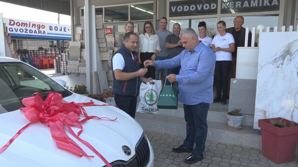 GAZDA ODRIJEŠIO KESU! Joviša za 20 godina rada dobio nesvakidašnji poklon (FOTO)