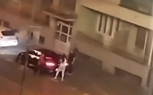 Stravičan slučaj nasilja u Tuzli: Muškarac udarao ženu 100 metara od policijske stanice
