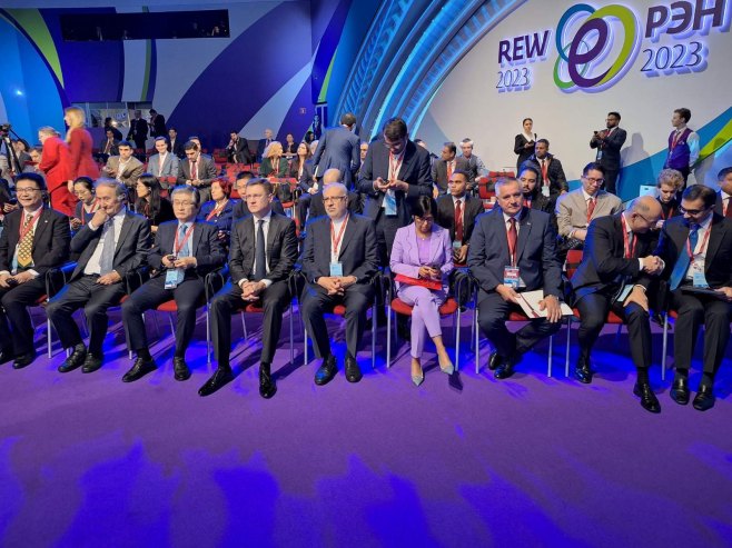 Forum u Moskvi: Višković na panelu o globalnom tržištu nafte i gasa
