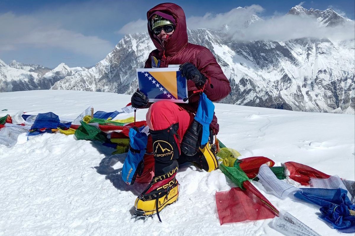 GRANICE POSTOJE DA BI BILE POMJERANE Naida Avdić prva žena iz BiH na vrhu Ama Dablam