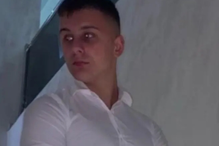 POMOZIMO MLADOM FOČAKU Aleksandar (17) ima rijetku bolest i hitno mu trebaju trombociti