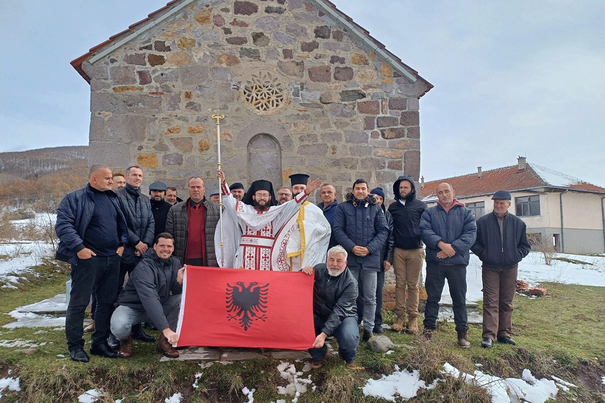 Eparhija raško-prizrenska nakon što je lažni albanski sveštenik provalio u pravoslavnu crkvu