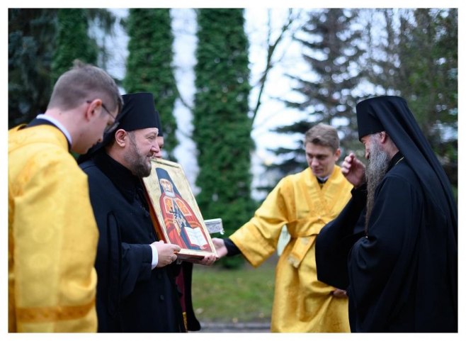 Dio moštiju Svetog Platona Banjalučkog darivan u Moskvu (FOTO/VIDEO)