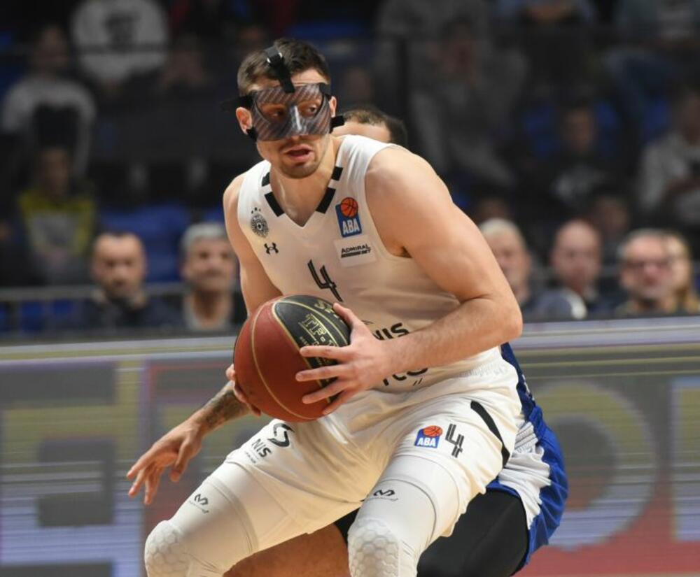 ALEKSI AVRAMOVIĆU SLOMLJEN NOS Nove informacije potvrdile najgore vijesti za Partizan (VIDEO)